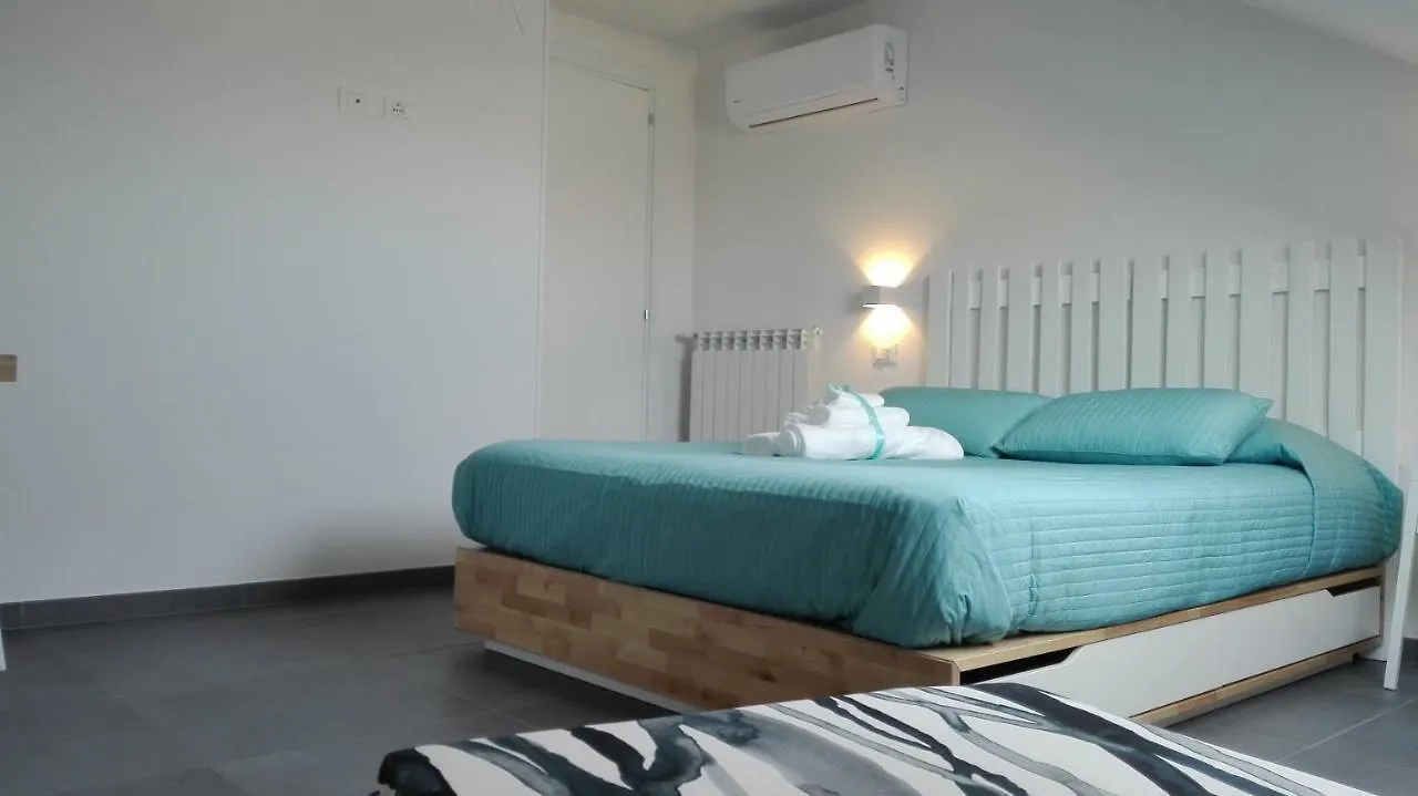 Guest house Tivoli Shortlets - Catania Hotel San Gregorio di Catania Italy